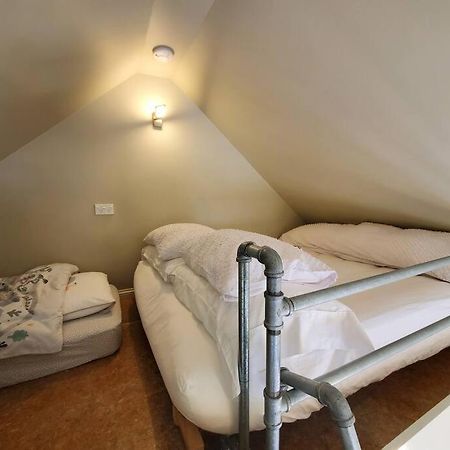 מלון דנידין Tiny House In The Sky מראה חיצוני תמונה
